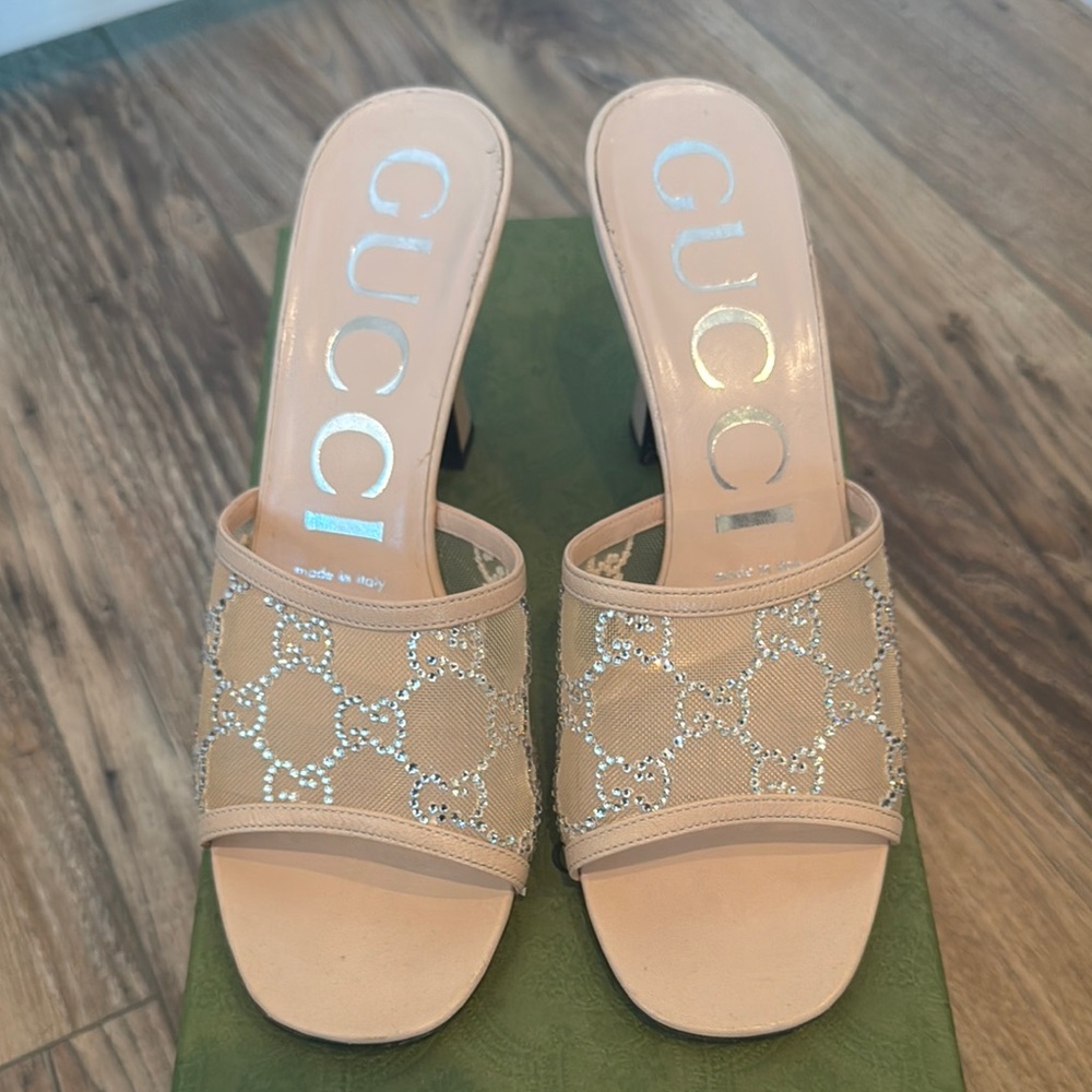 Gucci Cream Mules with Rhinestone Embellishments